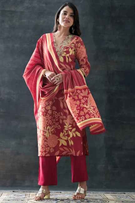 LIBAS | Floral Blended Fabric Straight Fit Women's Kurta Set