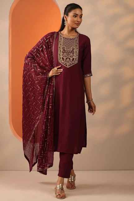LIBAS | Traditional Blended Fabric Straight Fit Women's Kurta Set