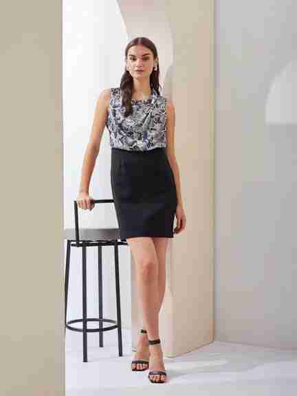 Latin Quarters | Latin Quarters Women Bodycon Black Sleevelesss Cowl Neck Printed Casual Dress