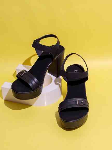 Inc.5 | Womens Black Party Wear Solid Pattern Round Toe Platform Heel Sandals