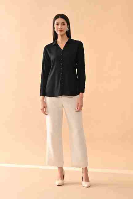 SABHYATA | Black Solid Straight Top