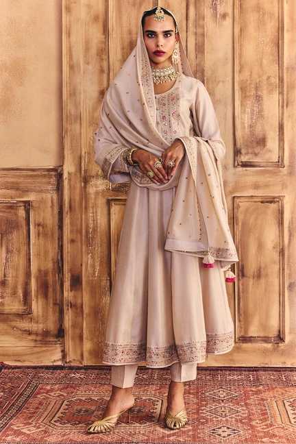 SABHYATA | Cream Embroidered Kurta Set