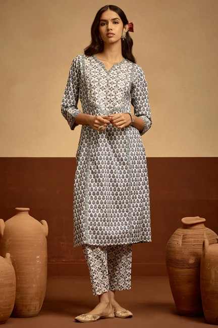 SABHYATA | White Printed Straight Kurta Set