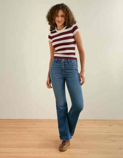 American Eagle | AE Next Level Super High-Waisted Flare Jean