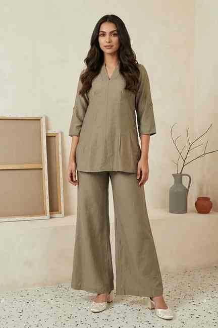 Aurelia | Aurelia Women's Olive Solid Buttons Straight Top with Palazzo Set