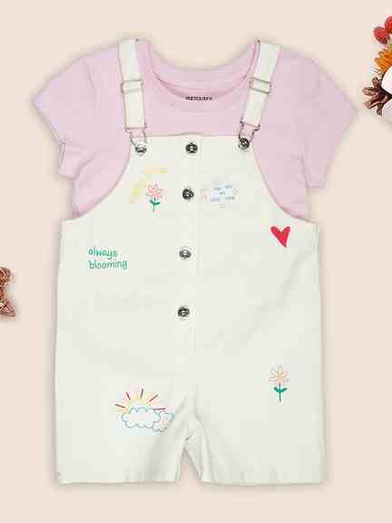 Pantaloons Junior | Off-White Sketch Print Dungarees & Pink Solid T-Shirt Set