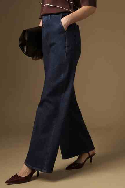 VAN HEUSEN | Women Navy Mid Wash Jeans