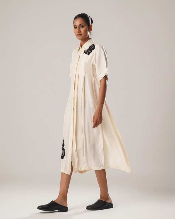 Mj Pleated Dress (White)