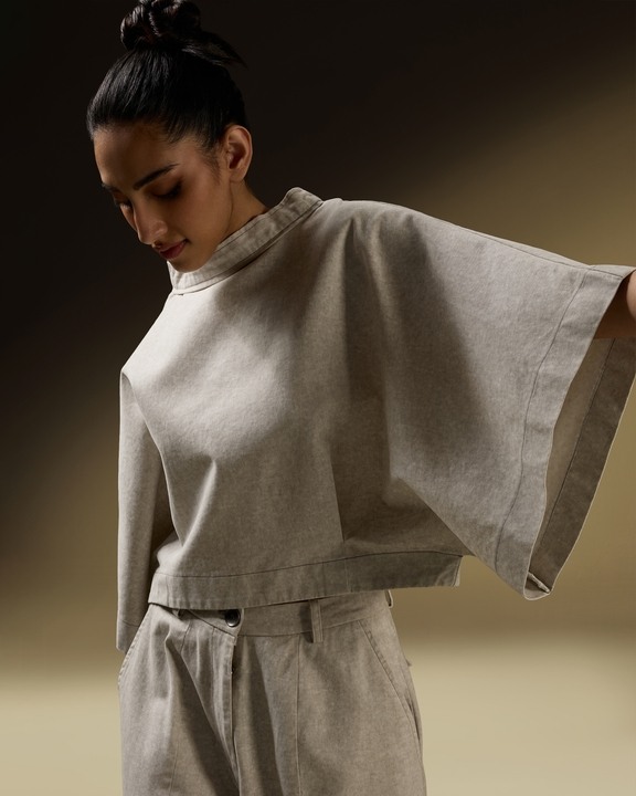 Fitted Waist Boxy Top