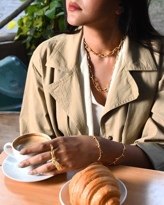 Dawn necklace small