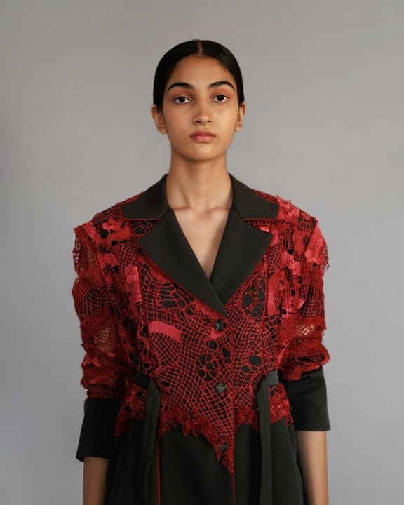 Red Map Embroidery Coat Set