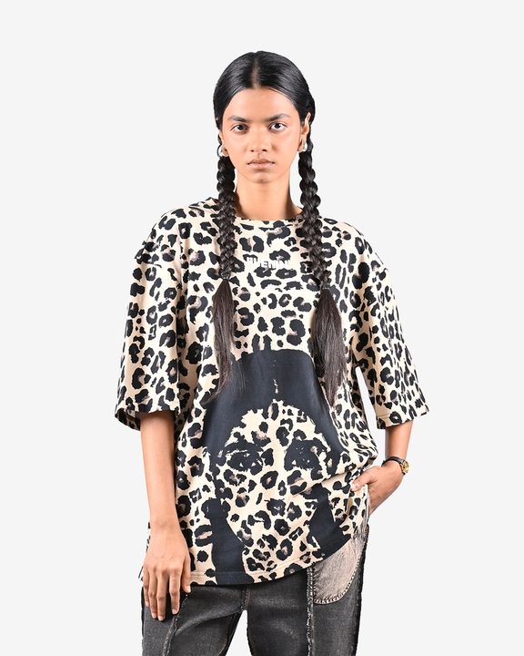 The Girl With The Braids T-Shirt - Leopard