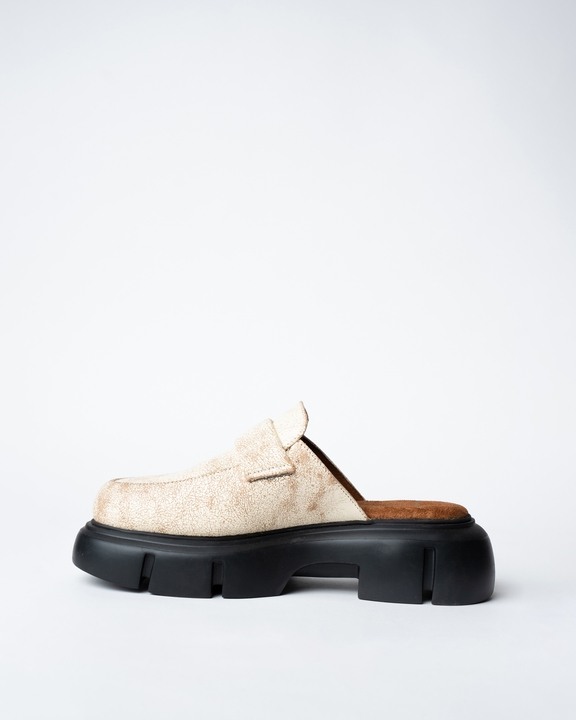 Mules With a Rounded Toe and Chunky Sole