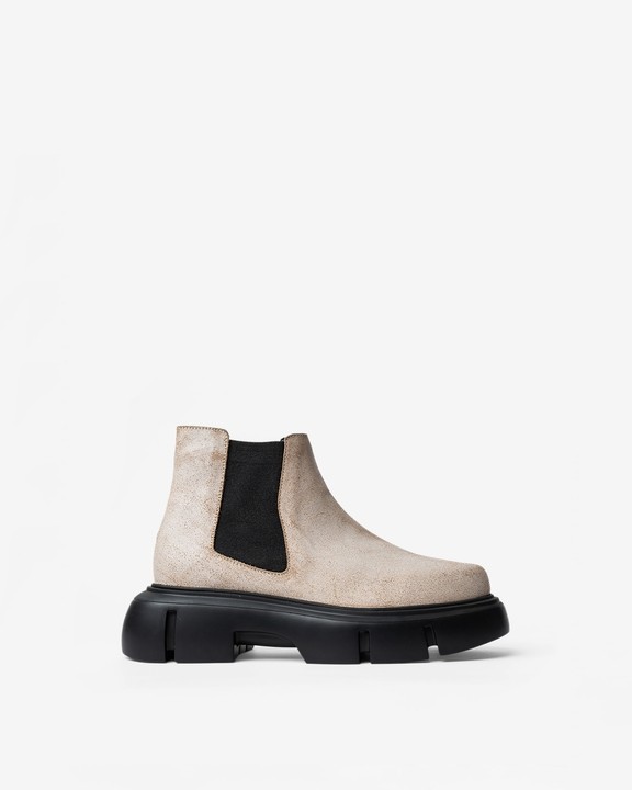 Chelsea Boots With A Rounded Toe And Chunky Sole.
