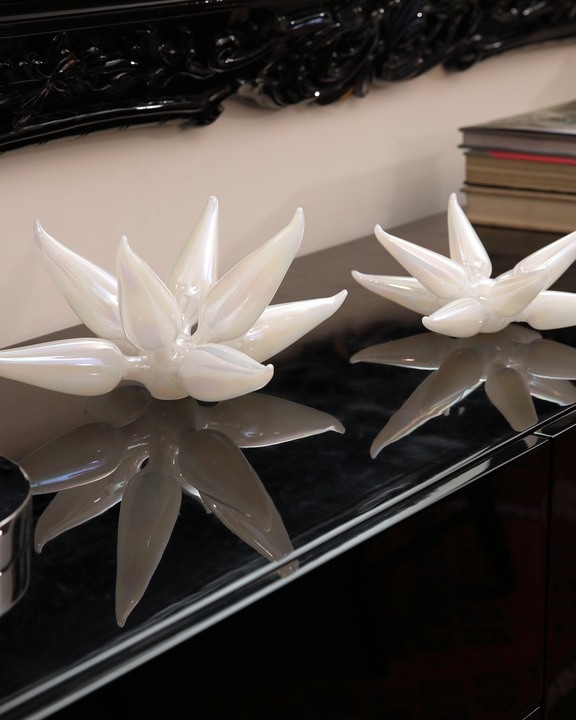 Lotus Figurine Set - White