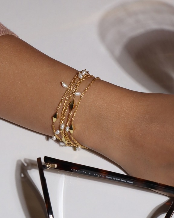 Spike Pearl Chain Manchette Bracelet