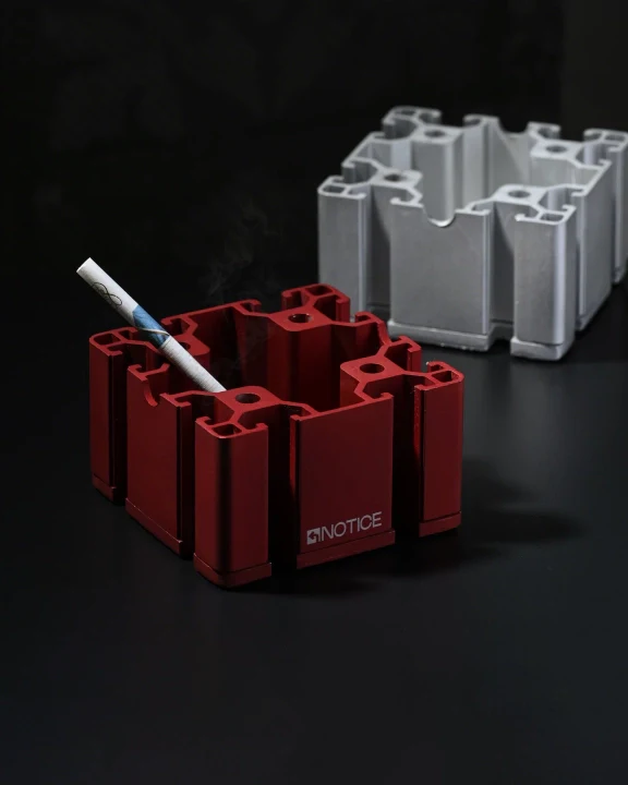 Extrusion Ashtray - Red