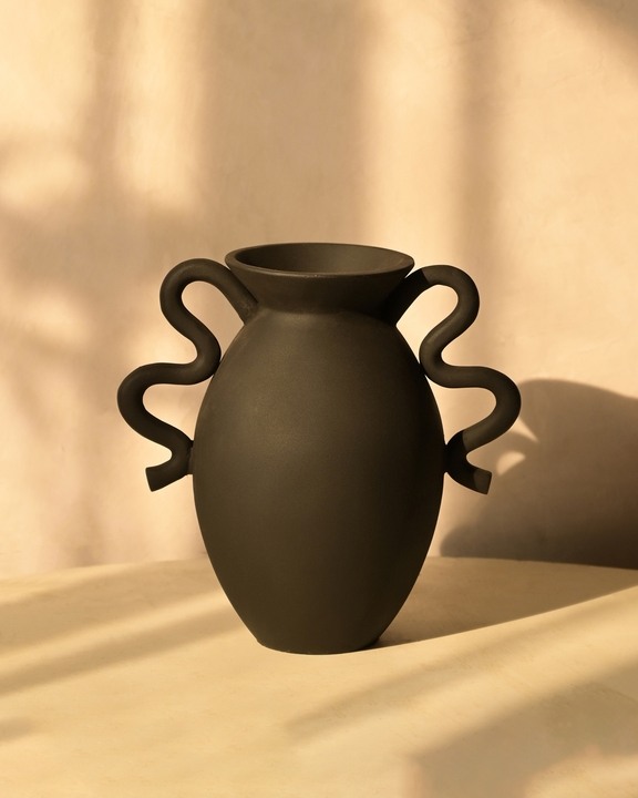 Asteria Vase