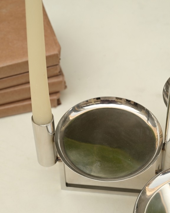 Eterna Candle Holder