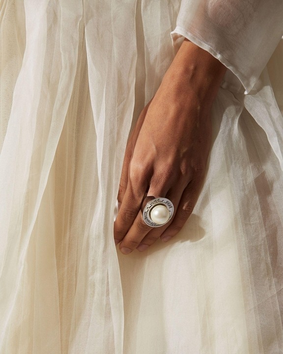 QED Pearl Ring in Silver