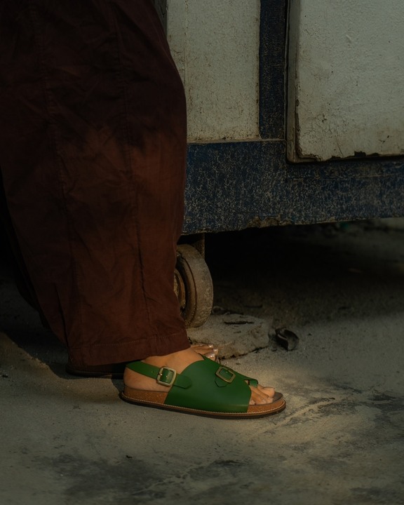 Envelope Cork Sandals Single Buckle