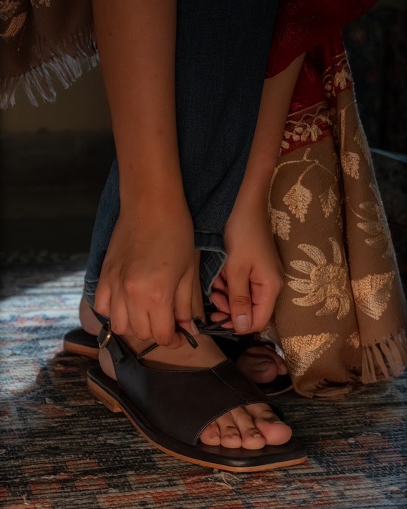Mio Sandals