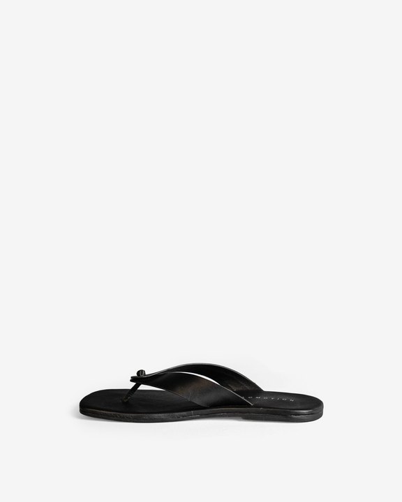 Knot Flip Flops
