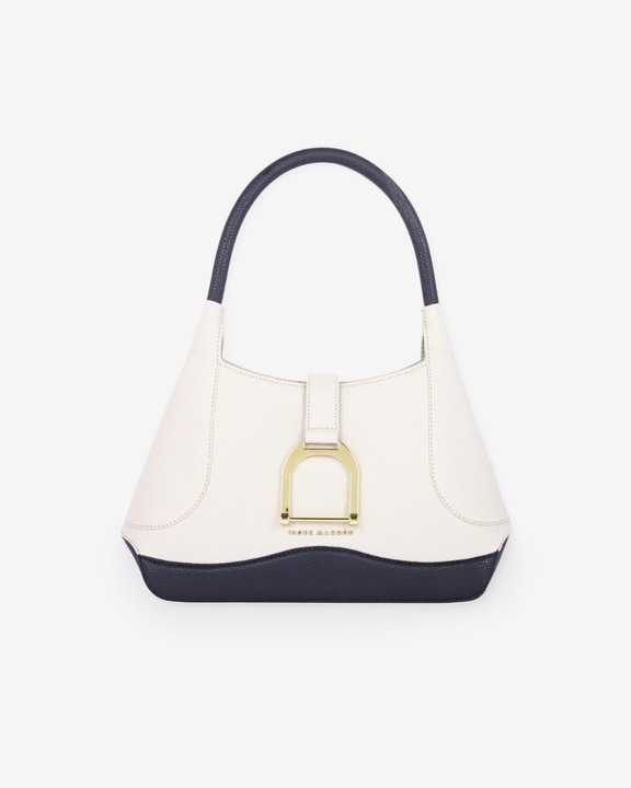 Gilded Stirrup Pearl