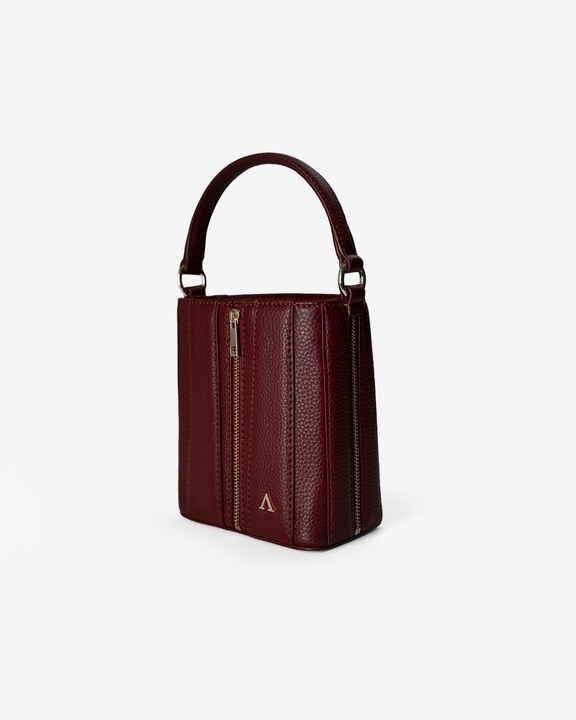 Giorgia Bucket Bag – Top Handle with Crossbody Gold Snake Chain