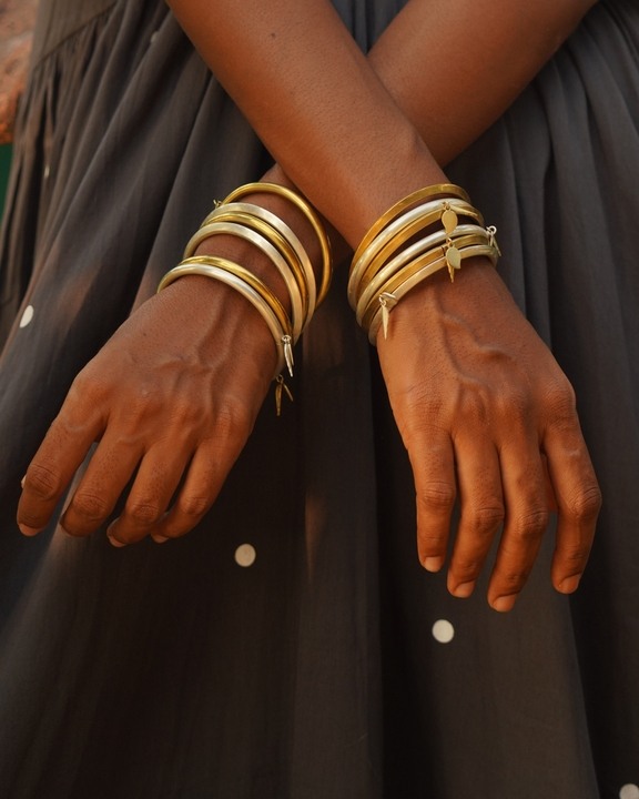 Mango Bangle - Rounded