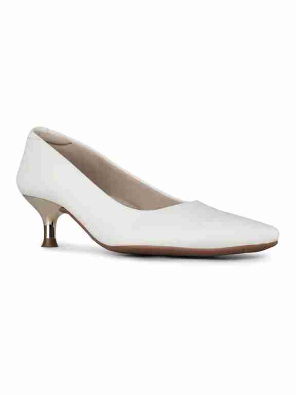 Women White Party Wear Solid Pointed Kitten Heel Pumps