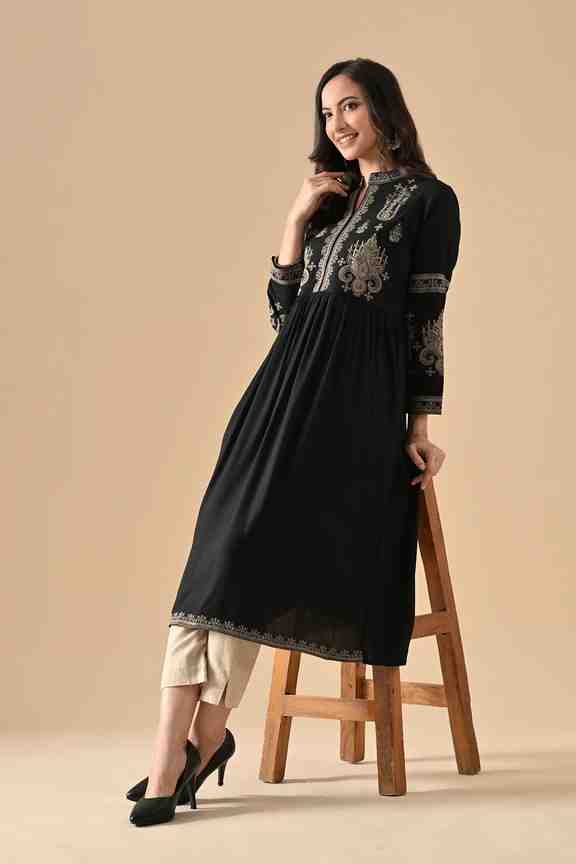 Black Embroidered Kurta