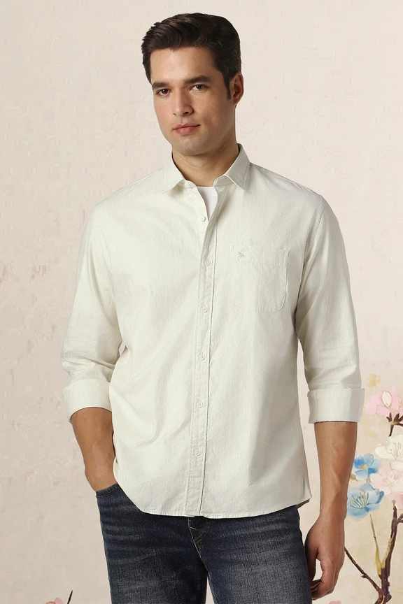 Men Off White Slim Fit Textured Shirt