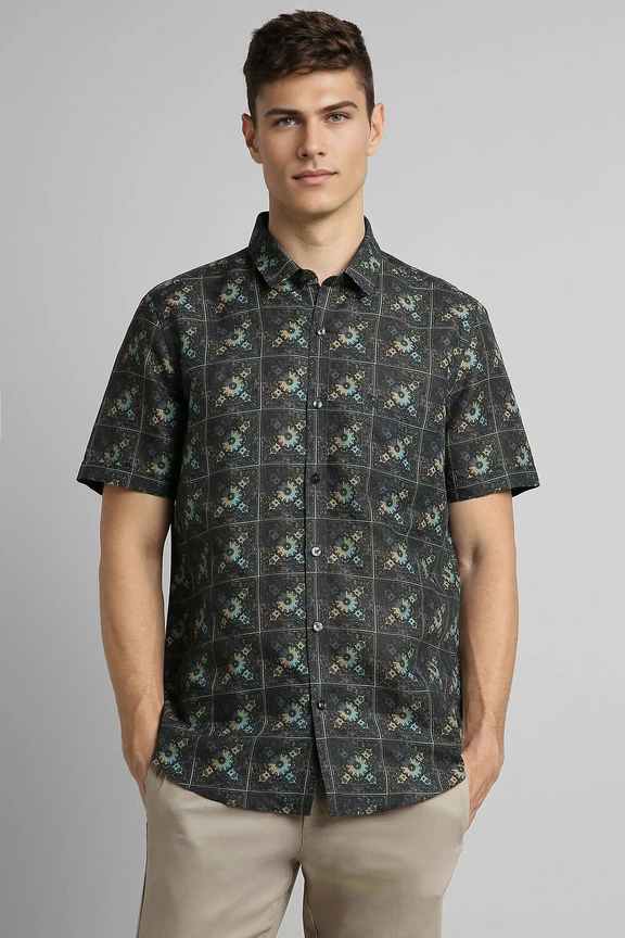 Simon Carter Black Shirt