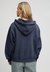 ATHLETIC ESSENTIAL APPLIQUE CROP HOOD