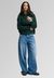 ATHLETIC ESSENTIAL APPLIQUE CROP HOOD