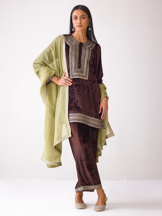 Masakkali Sage Green Organza Drape