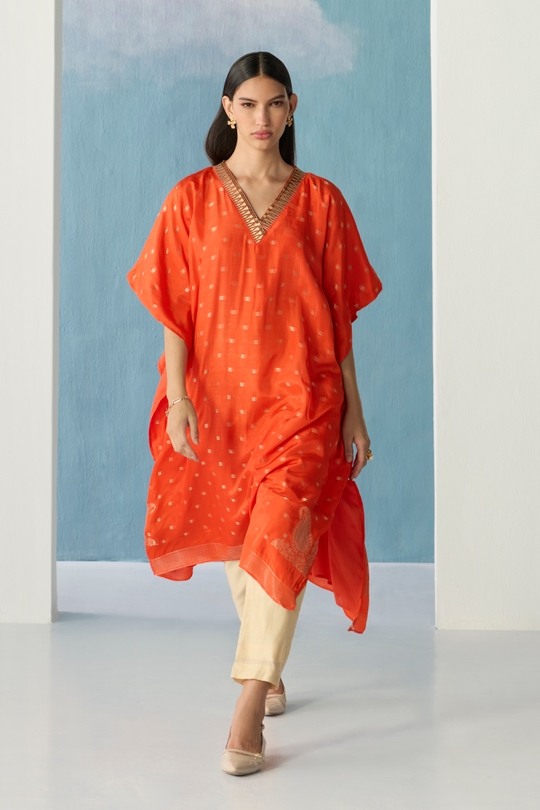Ember banaras kurta