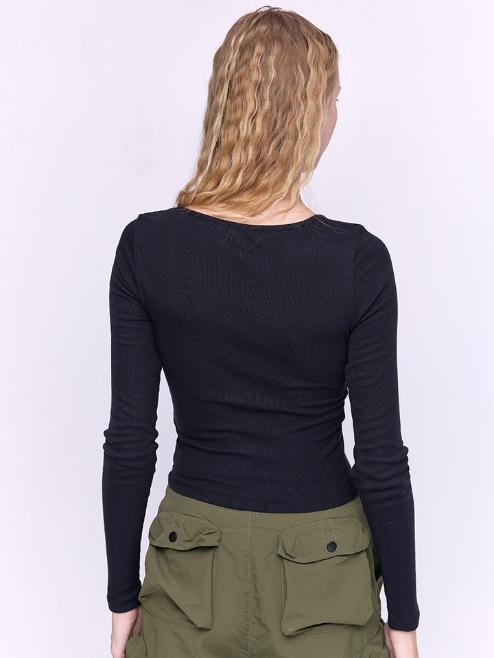 Black ribbed Tshirt