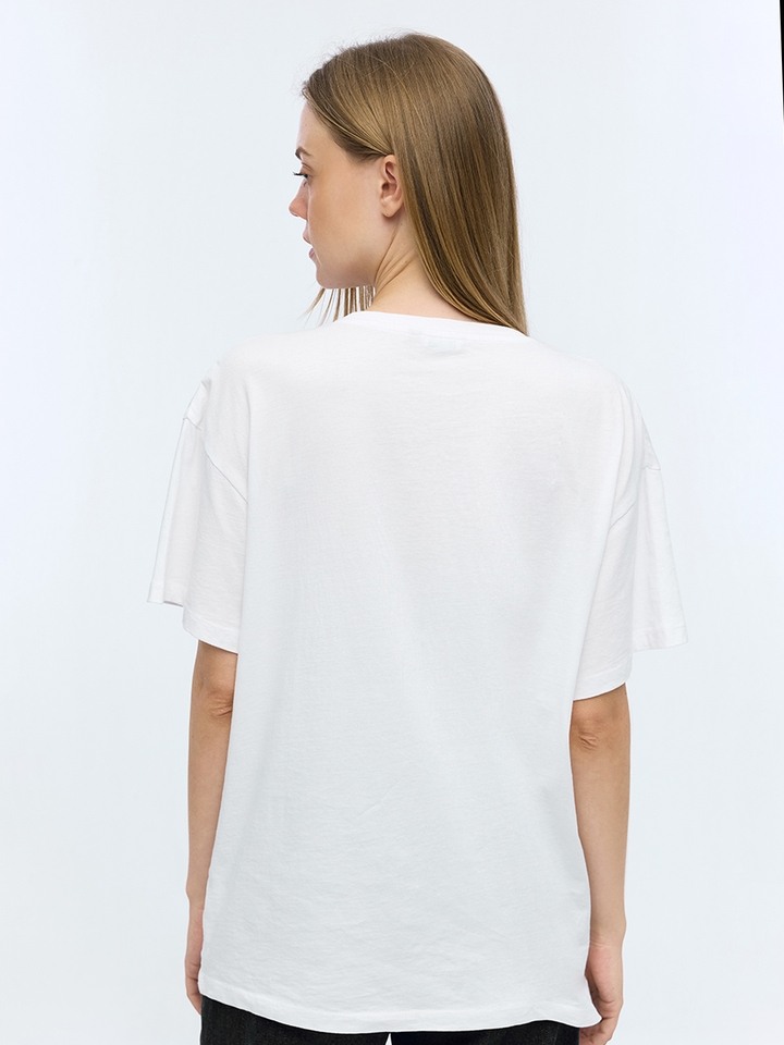 White Boxy Tshirt With Diamante