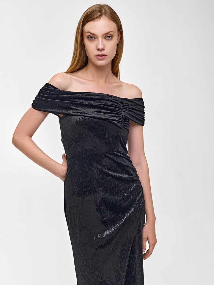 BLACK VELVET DRESS