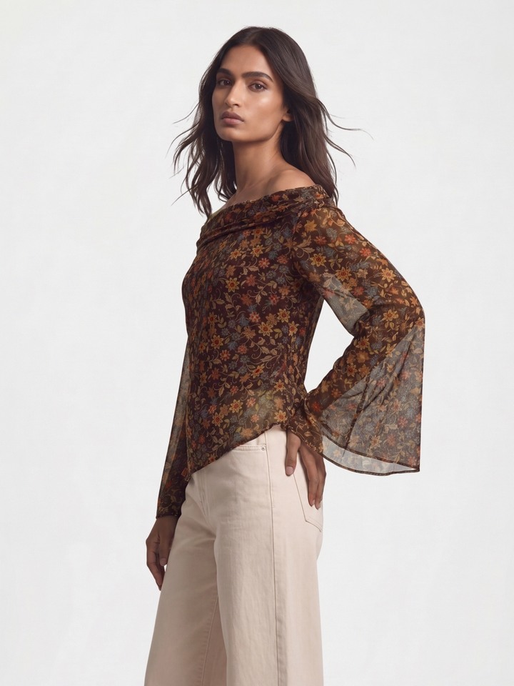 Solange Brown Top