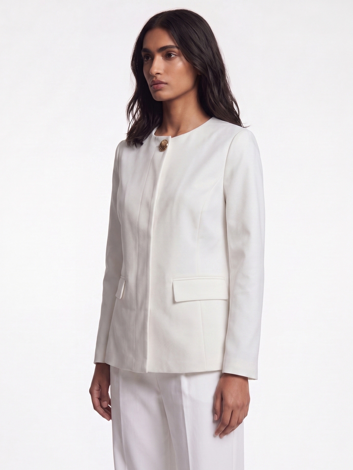 Hana White Blazer