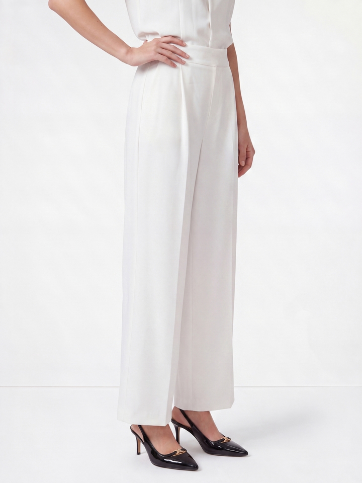 Hana White Trouser