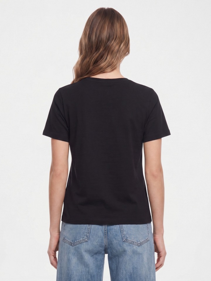 Cleon Black Graphic Tshirt