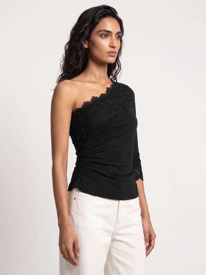 Niasa Black Top