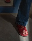 Envelope Welt Sandals Single Buckle