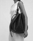 Ina Bag Large Pebble Black