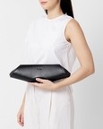 Elizabeth Baguette Clutch Saffiano Black.