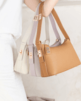 Favori Lumi Genuine Leather Baguette in Ivory